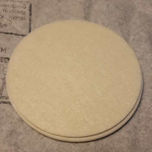 (4) East Of India Leaf Porcelain Coaster # 132 - Picture 2 of 6